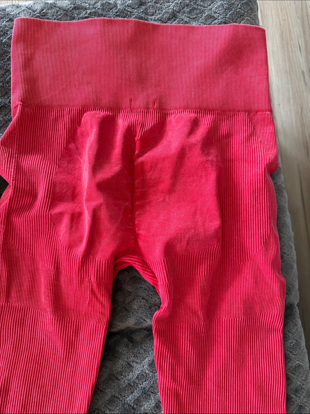 Daisy Bright Red Ribbed Top - Picture 6 of 7
